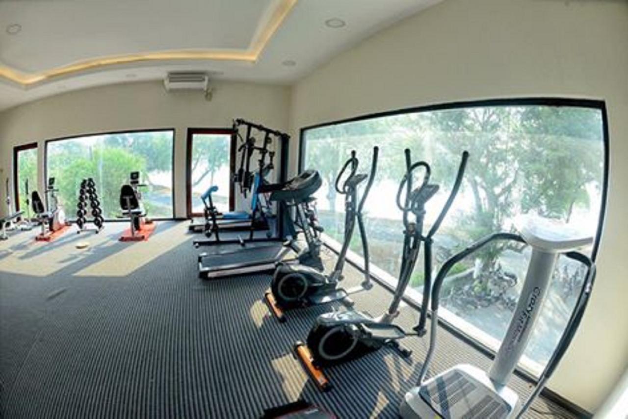 Shwe Taung Tan Hotel - Lake View Monywa Esterno foto