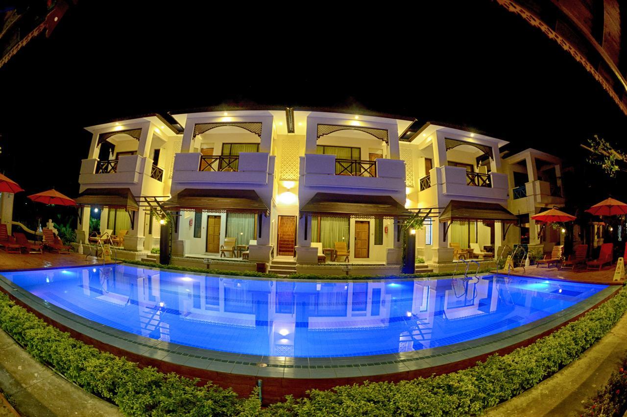 Shwe Taung Tan Hotel - Lake View Monywa Esterno foto